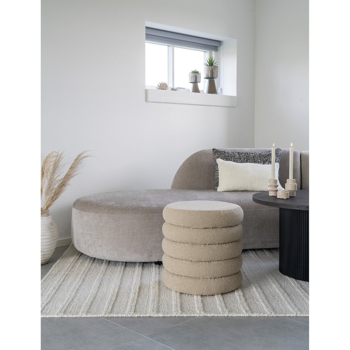 Brooklyn opbergpoef in beige bouclé, diameter 44 cm