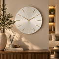 Klok Brixen Wit in warm Liore-Home interieur